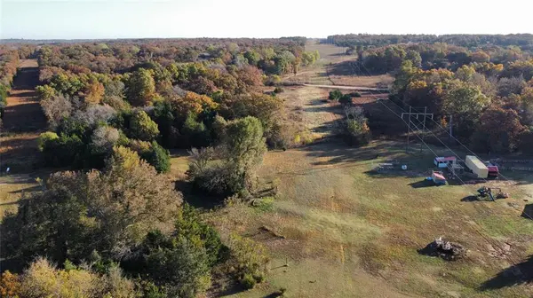 100861 S Red Rock TRL, Wellston, OK 74881