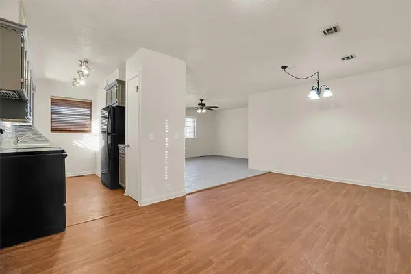 18 E Anchor DR, Sayre, OK 73662