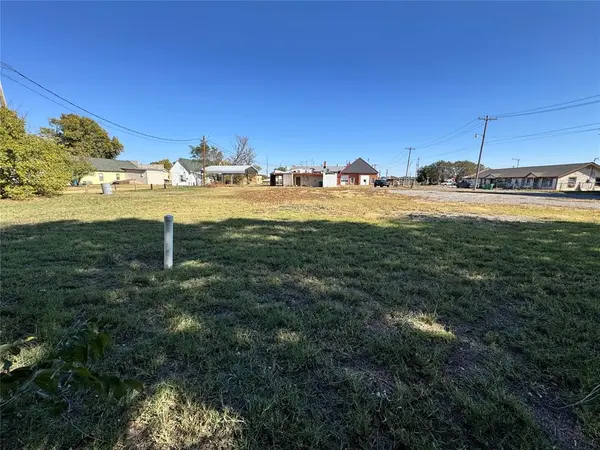 1101 N Louis Tittle AVE, Mangum, OK 73554