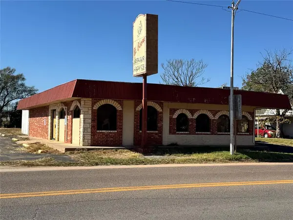 1101 N Louis Tittle AVE, Mangum, OK 73554