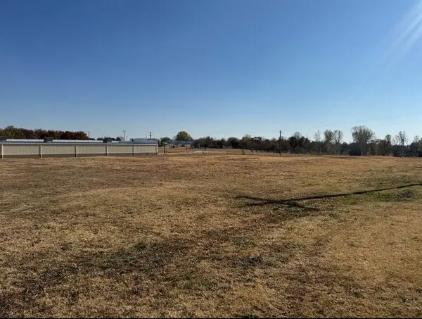 2505 W Veterans Memorial HWY, Blanchard, OK 73010