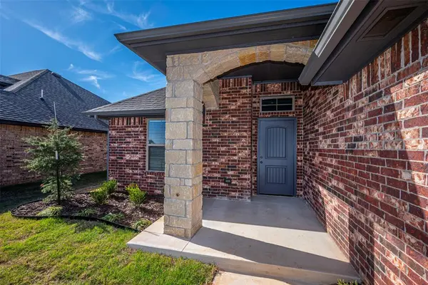1163 Walnut Brook RD, Piedmont, OK 73078