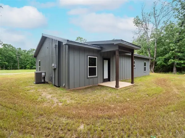916 E Copperhead RD, Sawyer, OK 74756