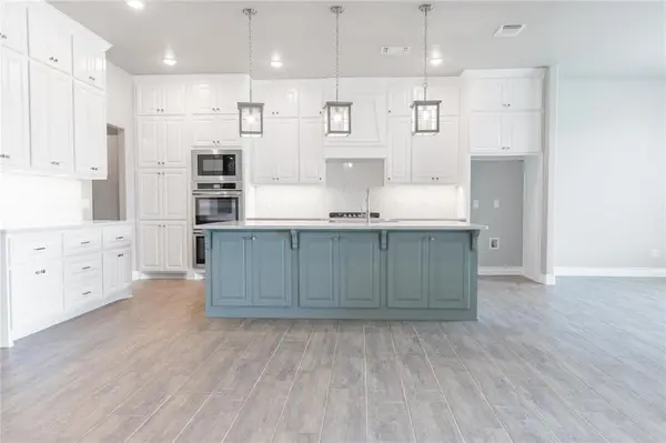 545 Still Meadows, Guthrie, OK 73044