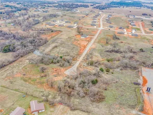 2332 Dixie DR, Blanchard, OK 73010