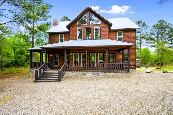 182 Orange Blossom LN, Broken Bow, OK 74728
