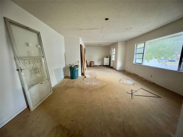418 W Filmore ST, Mangum, OK 73554