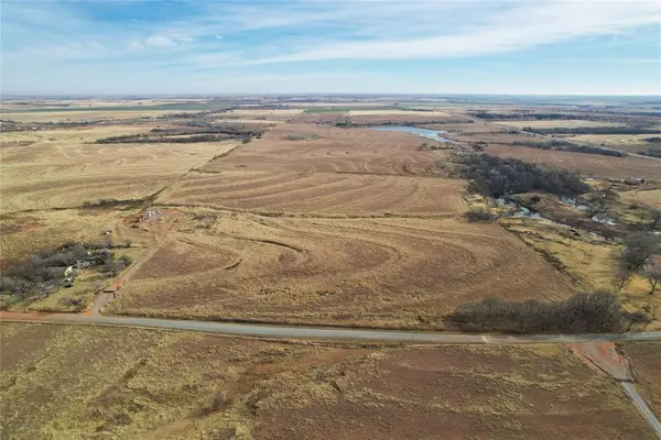 N 2150 RD, Foss Lake, OK 73647