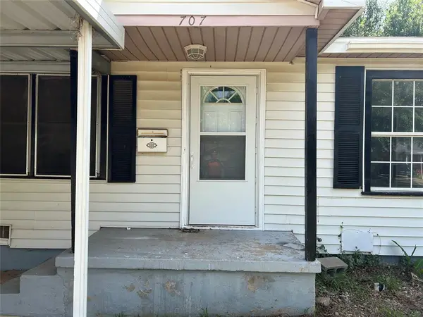 707 S 2nd ST, Yukon, OK 73099