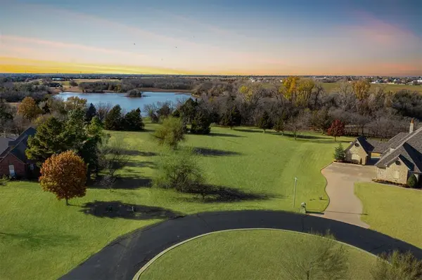 18077 Carlton WAY, Edmond, OK 73012