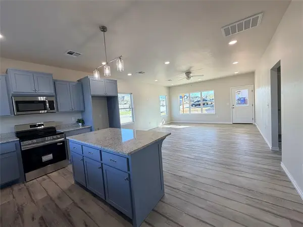 801 W Franklin ST, Shawnee, OK 74804