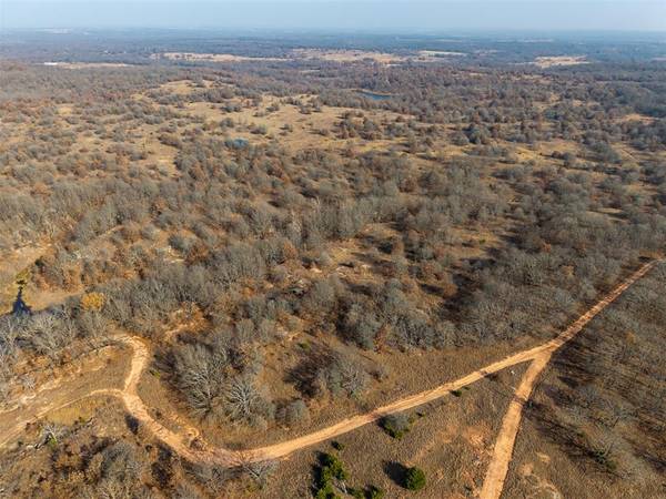 106 ac III Lakes Rd., Boley, OK 74829
