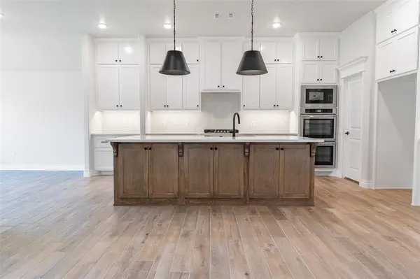 2232 NW 171st ST, Edmond, OK 73012