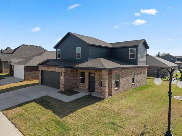 809 Chateau CT, Kingfisher, OK 73750