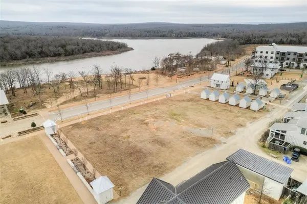 57 Water ST, Carlton Landing, OK 74432
