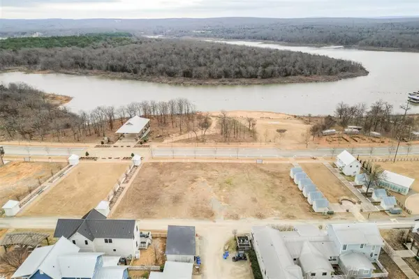 57 Water ST, Carlton Landing, OK 74432