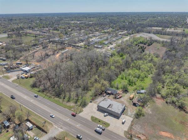 9632 NE 23rd ST, Midwest City, OK 73141