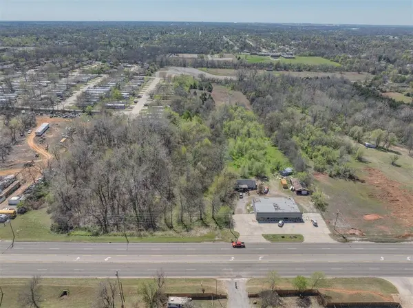9632 NE 23rd ST, Midwest City, OK 73141