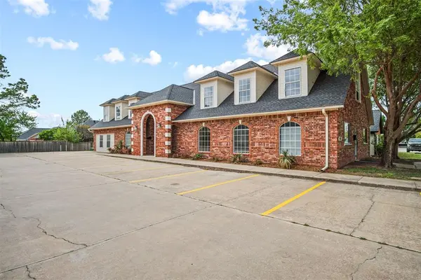 2412 Palmer CIR, Norman, OK 73069