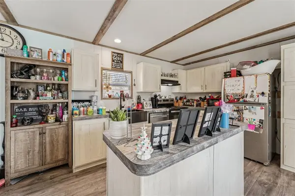 970888 S Rambling Oaks RD, Luther, OK 73054