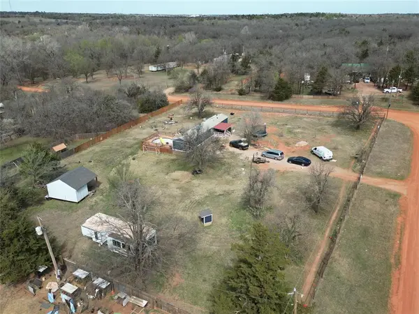 11601 N Woodcrest DR, Guthrie, OK 73044