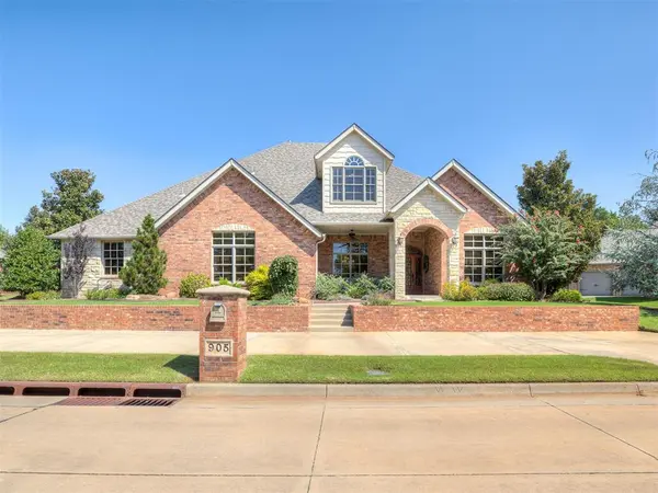 905 Stone Creek BLVD, Yukon, OK 73099