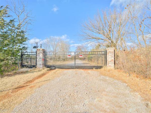 3595 E State Highway 9 RD, Norman, OK 73071