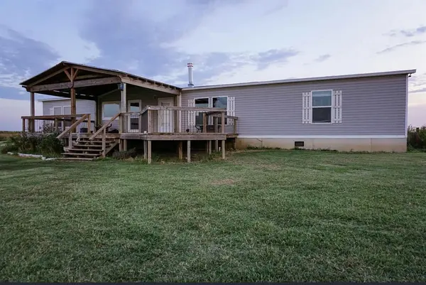 17934 N 2730 RD, Loyal, OK 73756