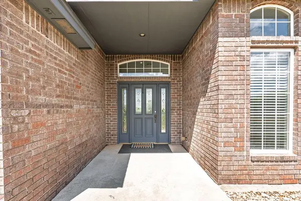 18831 Rockcreek RD, Harrah, OK 73045