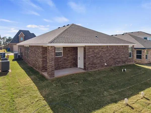802 Venice CT, Kingfisher, OK 73750