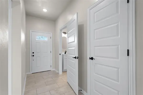 811 Venice CT, Kingfisher, OK 73750