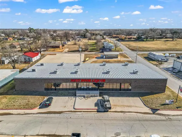 1523 Stewart DR, Chickasha, OK 73018