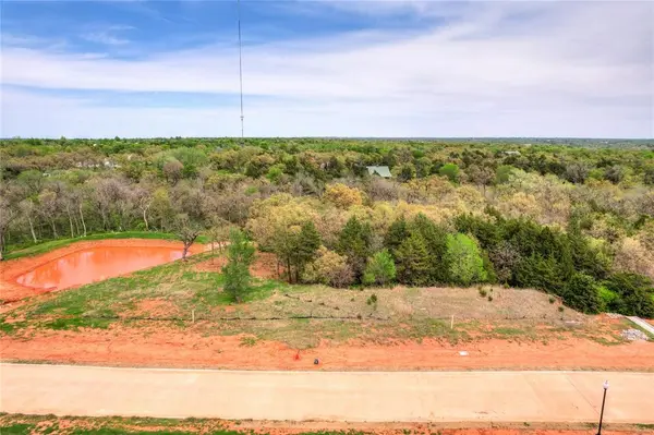 8250 Wilshire Park East DR, Oklahoma City, OK 73111