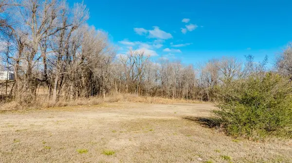 2220 Church AVE, Harrah, OK 73045