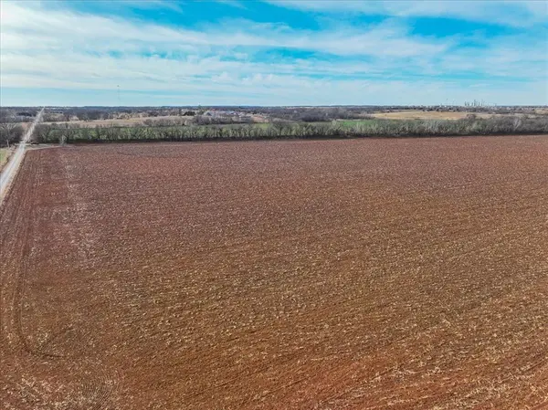 Hatfield RD, Maysville, OK 73057