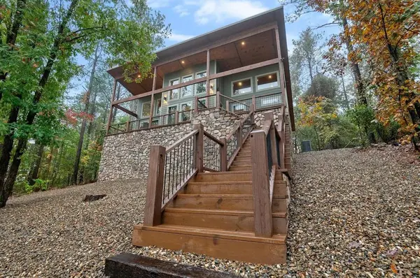 317 Red Berry TRL, Broken Bow, OK 74728
