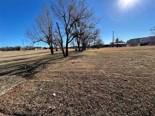 720 NE 28th ST, Oklahoma City, OK 73105