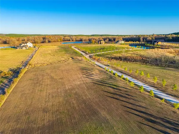 5148 N Highway 259, Broken Bow, OK 74728