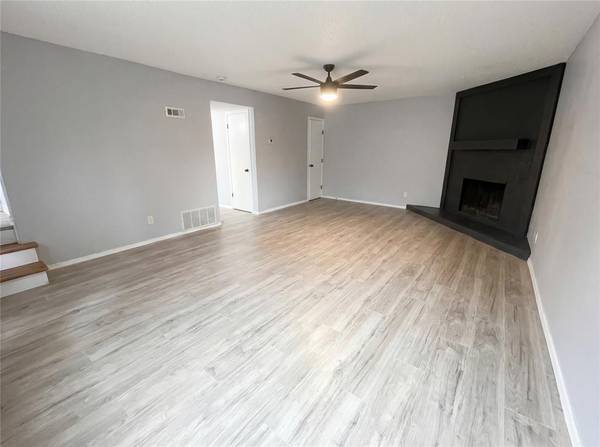 6020 NW EXPY, Oklahoma City, OK 73132