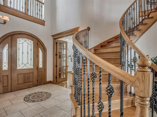 5001 Carrington PL, Oklahoma City, OK 73131