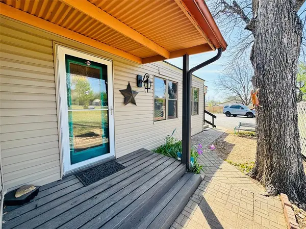 1510 W Gore BLVD, Lawton, OK 73501