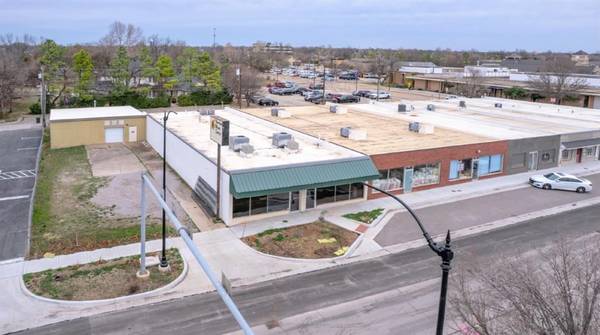 317 W Gray ST, Norman, OK 73069
