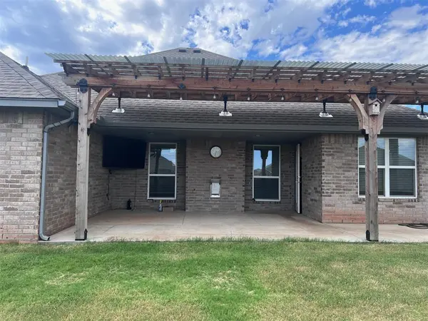 4420 Idyl Breeze DR, Oklahoma City, OK 73179