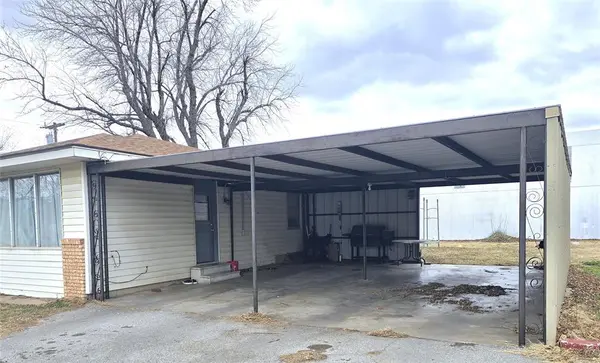 403 N Harmon AVE, Watonga, OK 73772
