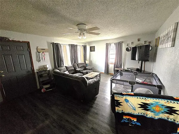403 N Harmon AVE, Watonga, OK 73772
