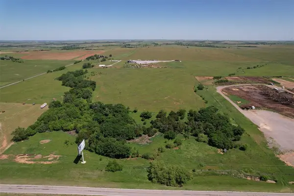 N I-40 Frontage RD, Clinton, OK 73601