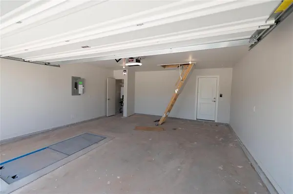 8416 Hazelwood WAY, Edmond, OK 73034