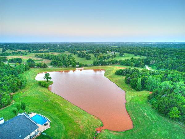 7000 Split Fence LN, Edmond, OK 73034