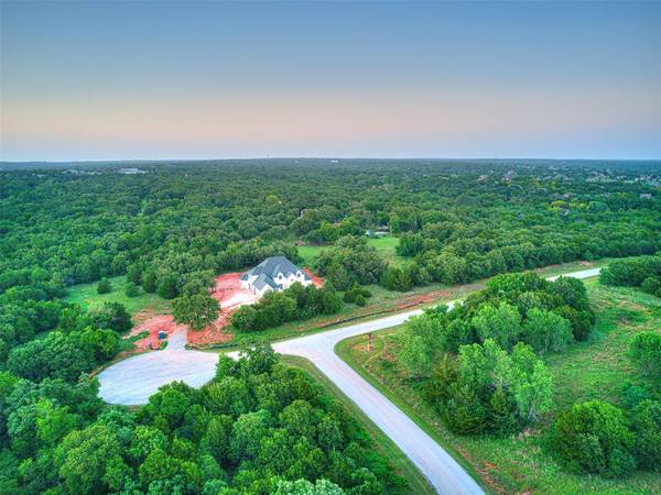 7000 Split Fence LN, Edmond, OK 73034