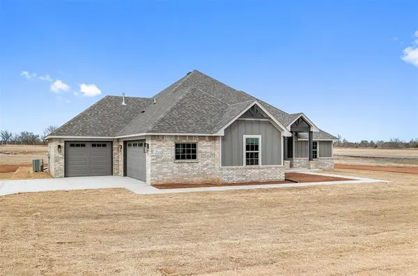 1922 Valley Ranch RD, Blanchard, OK 73010